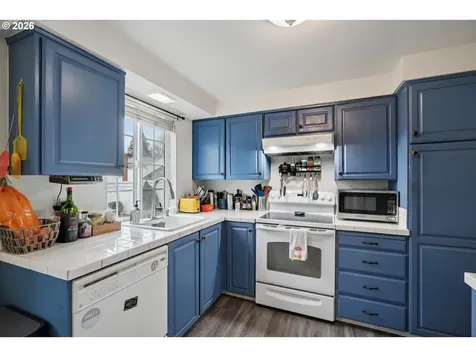 13050 SW 17th Street Beaverton OR 97008