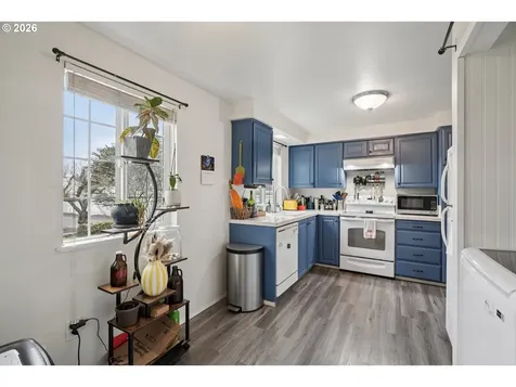 13050 SW 17th Street Beaverton OR 97008