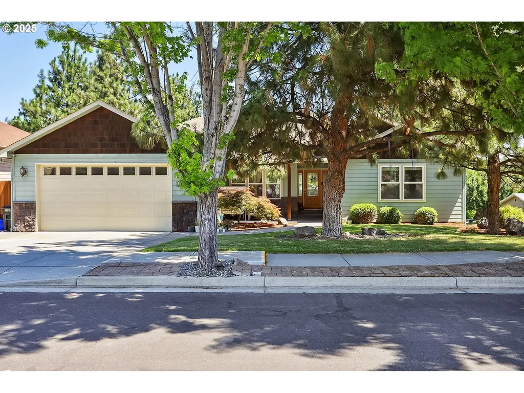 2403 W 14th Street The Dalles OR 97058