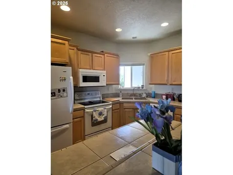 2133 NW Dusk Drive Hermiston OR 97838