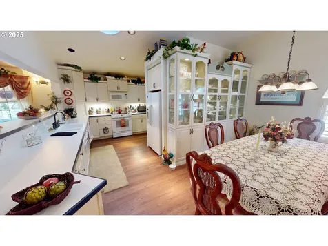 30770 Jacks Landing Gold Beach OR 97444