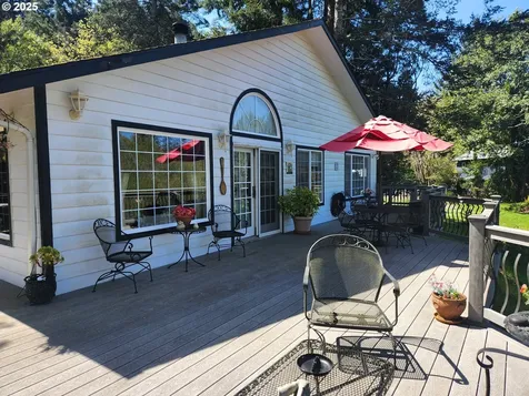 30770 Jacks Landing Gold Beach OR 97444