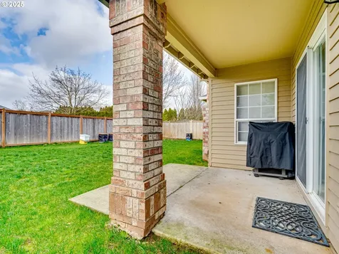 1065 Hermanson Street Woodburn OR 97071