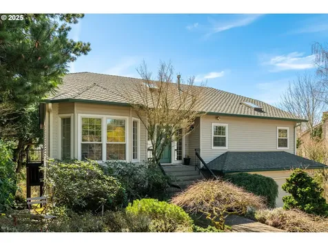 8306 NW Reed Drive Portland OR 97229