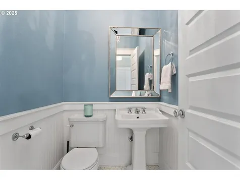 2212 NW 109th Street Vancouver WA 98685