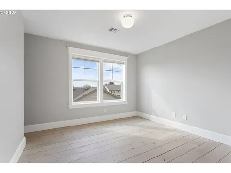 2212 NW 109th Street Vancouver WA 98685