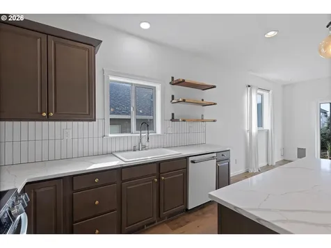 770 E Mckinley Street Carlton OR 97111