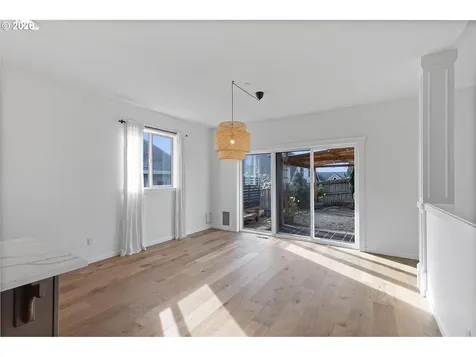 770 E Mckinley Street Carlton OR 97111