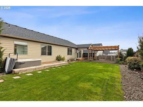 770 E Mckinley Street Carlton OR 97111