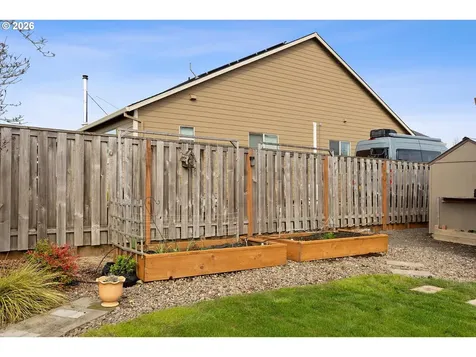 770 E Mckinley Street Carlton OR 97111