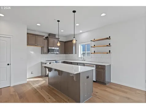 770 E Mckinley Street Carlton OR 97111