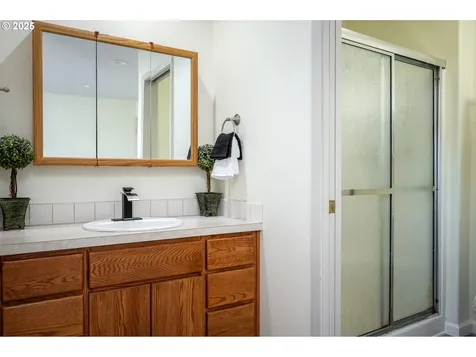 452 Mountainview Street Oregon City OR 97045