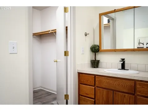 452 Mountainview Street Oregon City OR 97045