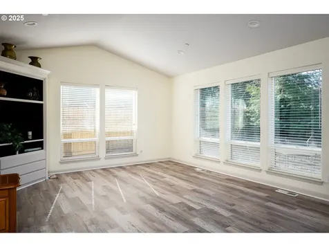 452 Mountainview Street Oregon City OR 97045