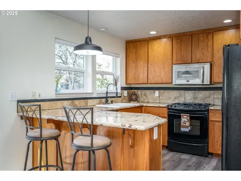 452 Mountainview Street Oregon City OR 97045