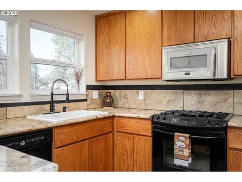 452 Mountainview Street Oregon City OR 97045