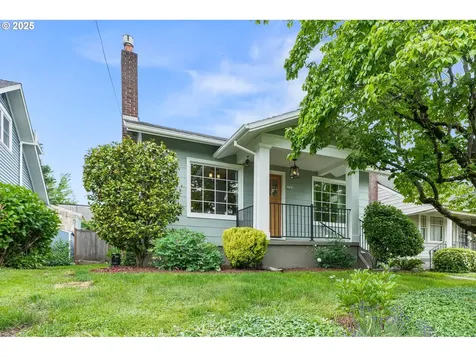 2745 NE 35th Place Portland OR 97212