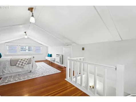 2745 NE 35th Place Portland OR 97212