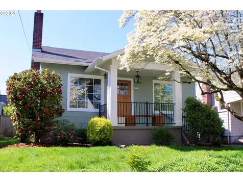 2745 NE 35th Place Portland OR 97212