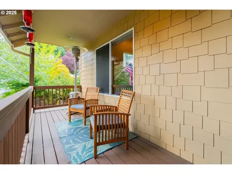2492 W 10th Street Washougal WA 98671