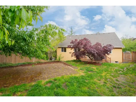 2492 W 10th Street Washougal WA 98671