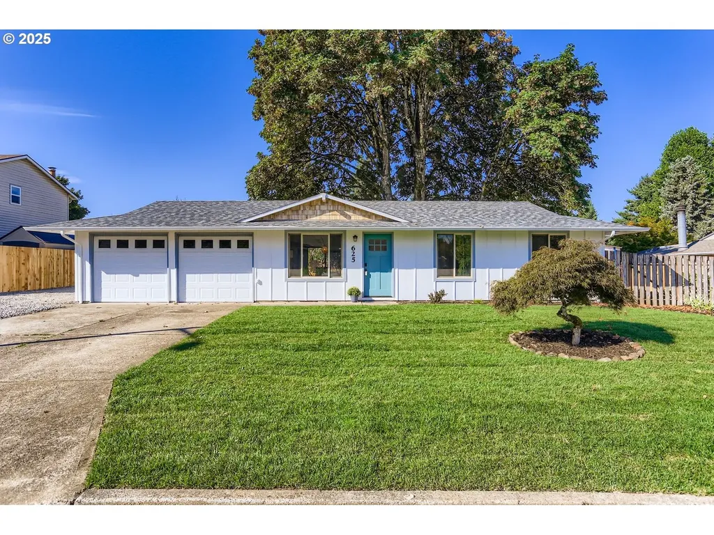 625 Hartke Loop Oregon City OR 97045