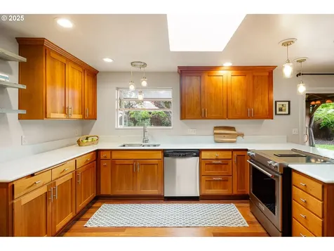 3096 Sorrel Way Eugene OR 97401
