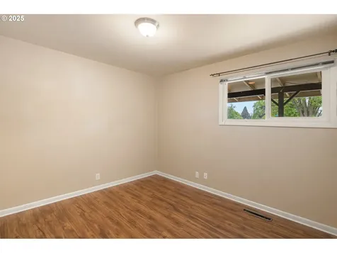 3096 Sorrel Way Eugene OR 97401