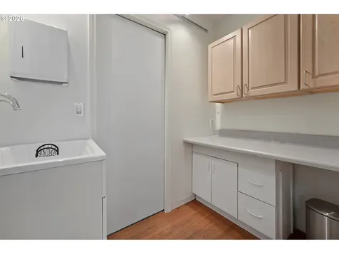 7738 SW 31st Avenue Portland OR 97219