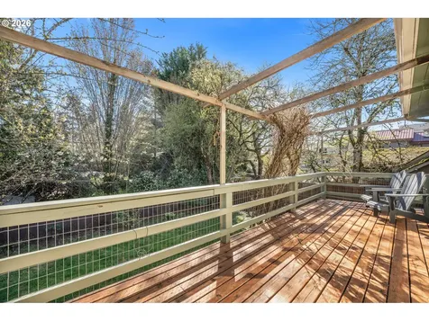 7738 SW 31st Avenue Portland OR 97219