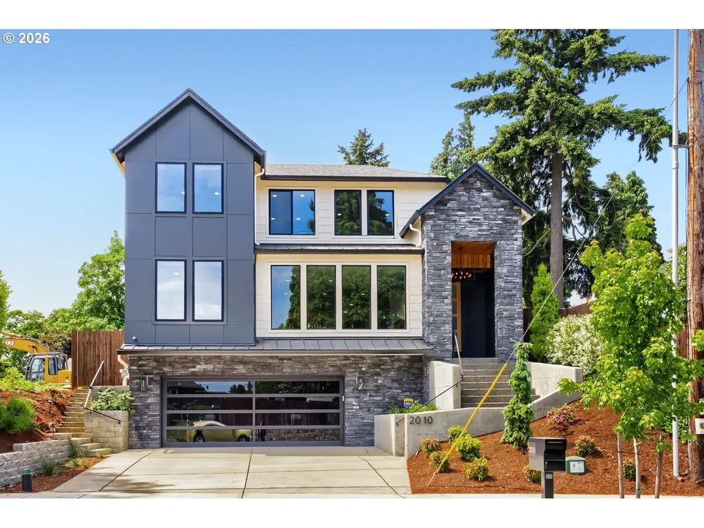 2010 Lincoln Avenue Vancouver WA 98660