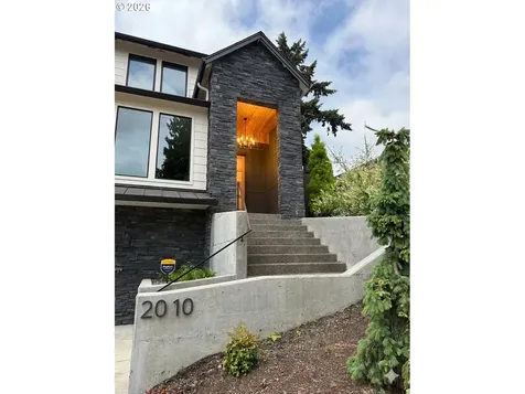 2010 Lincoln Avenue Vancouver WA 98660