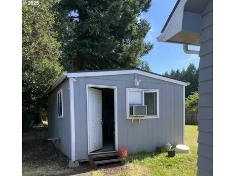18400 SE Division Street Gresham OR 97030