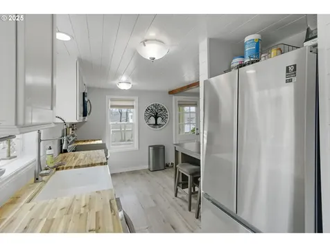 4760 Alder Street West Linn OR 97068