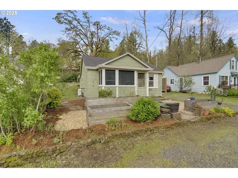 4760 Alder Street West Linn OR 97068