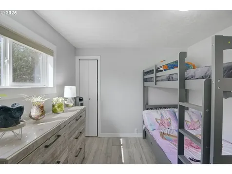 4760 Alder Street West Linn OR 97068