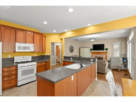 17250 SW Stellar Drive Sherwood OR 97140