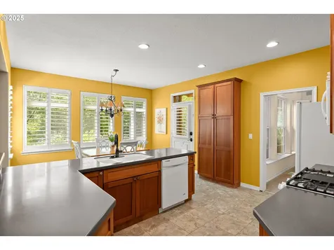 17250 SW Stellar Drive Sherwood OR 97140
