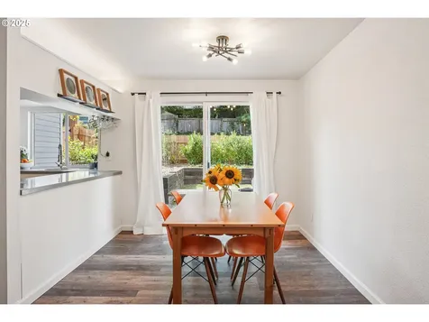 5034 SW Brugger Street Portland OR 97219