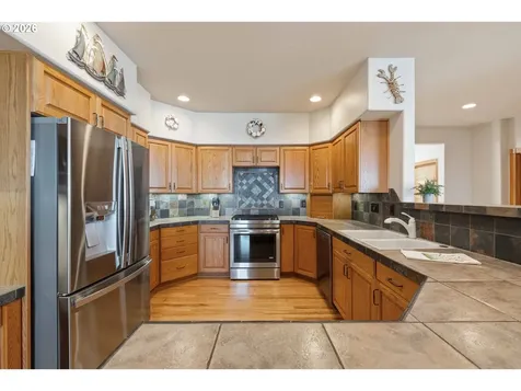 90778 Southview Lane Florence OR 97439