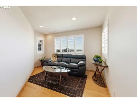 90778 Southview Lane Florence OR 97439