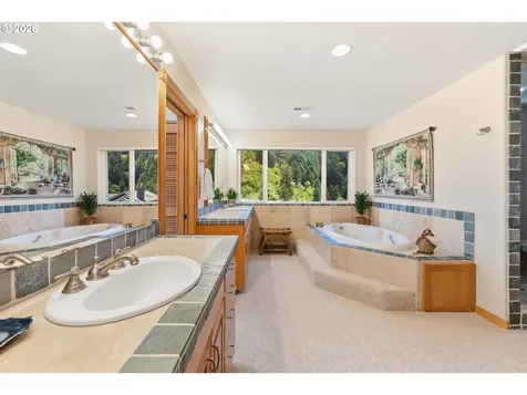90778 Southview Lane Florence OR 97439