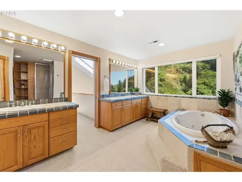 90778 Southview Lane Florence OR 97439