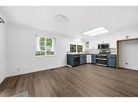4410 Spring Meadow Avenue Eugene OR 97404
