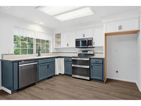 4410 Spring Meadow Avenue Eugene OR 97404