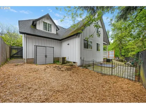 4410 Spring Meadow Avenue Eugene OR 97404