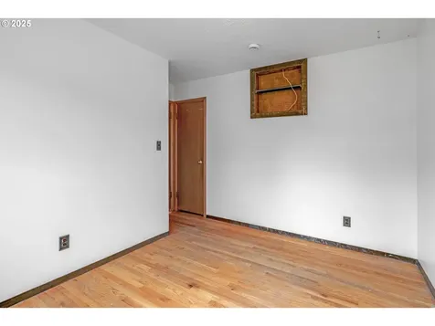 11529 NE Fargo Street Portland OR 97220