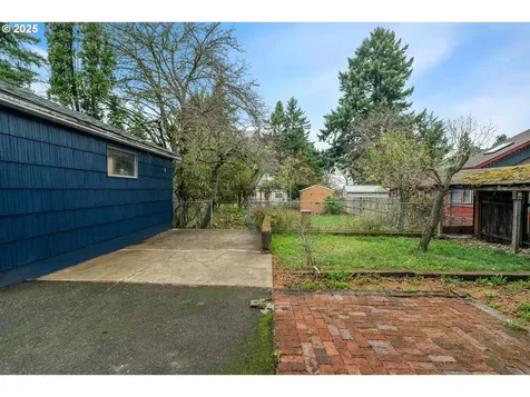 11529 NE Fargo Street Portland OR 97220