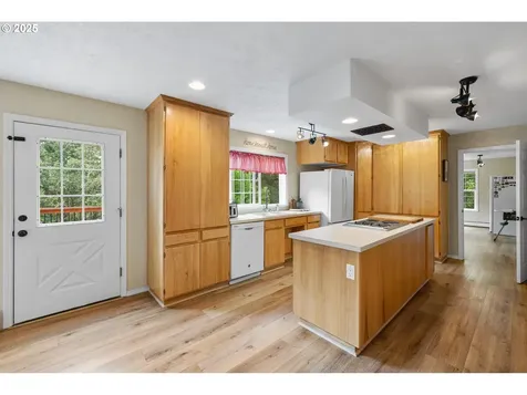 1849 SW Boxwood Lane Dallas OR 97338