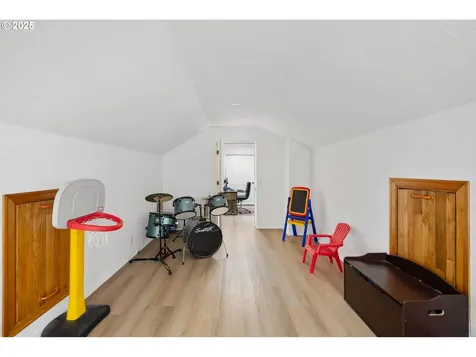 1849 SW Boxwood Lane Dallas OR 97338